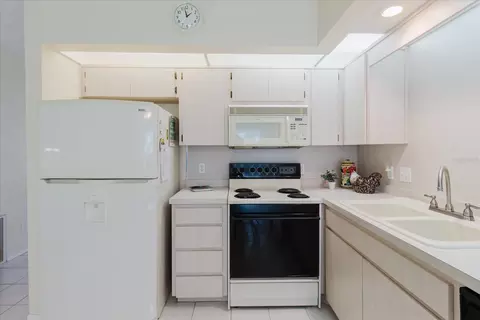 Kitchen - 2209 Utopian Dr E #207, Clearwater, FL 33763 photo 3 of 4