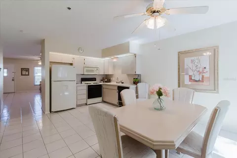 Dining - 2209 Utopian Dr E #207, Clearwater, FL 33763 photo 5 of 6