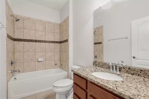 Bath - 12211 Blue Pacific Dr, Riverview, FL 33579 photo 3 of 3
