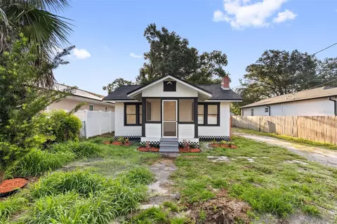 8705 N 13th St, Tampa, FL 33604