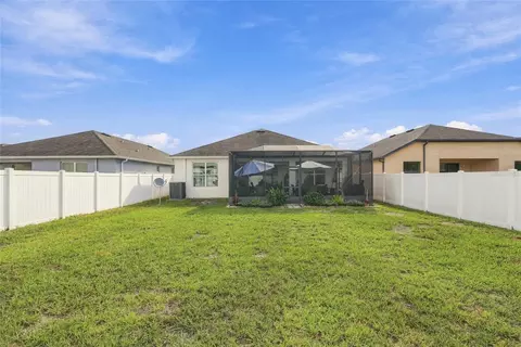 Exterior - 944 Old Windsor Way, Spring Hill, FL 34609 photo 6 of 7