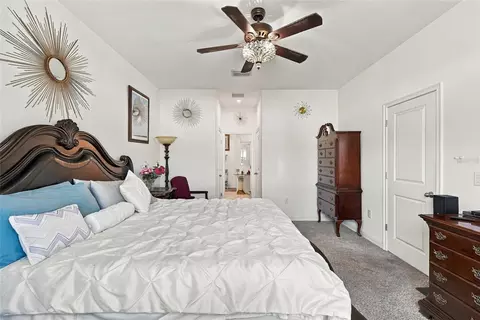 Bedroom - 944 Old Windsor Way, Spring Hill, FL 34609 photo 2 of 4