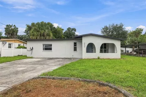 3007 N 42nd St, Tampa, FL 33605