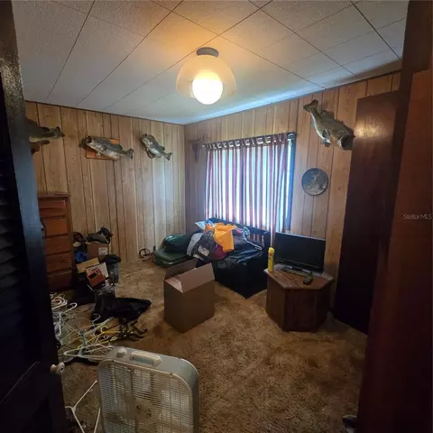 Bedroom - 304 Palm Ave, Seffner, FL 33584 photo 3 of 5