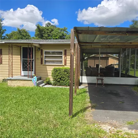 Exterior - 304 Palm Ave, Seffner, FL 33584 photo 2 of 10