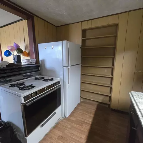 Kitchen - 304 Palm Ave, Seffner, FL 33584 photo 2 of 3