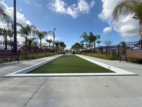 Exterior - 12220 Violet Jasper Dr, Parrish, FL 34219 photo 9 of 10