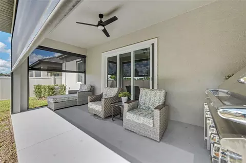 Exterior - 12220 Violet Jasper Dr, Parrish, FL 34219 photo 3 of 10