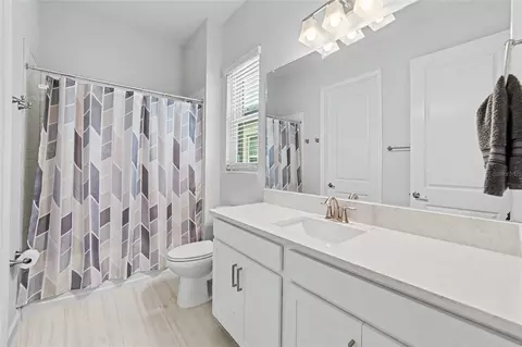 Bath - 12220 Violet Jasper Dr, Parrish, FL 34219 photo 4 of 5