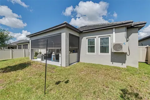 Exterior - 12220 Violet Jasper Dr, Parrish, FL 34219 photo 5 of 10