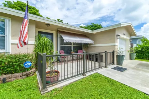 11841 NW 33rd St, Sunrise, FL 33323