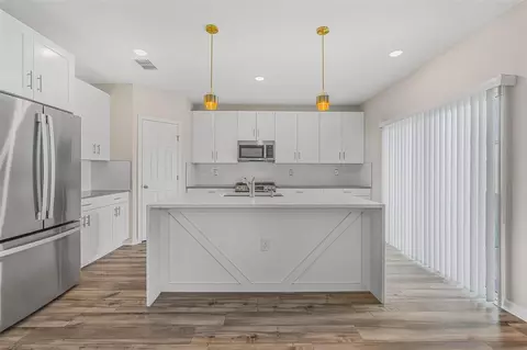 Kitchen - 7653 Depot Loop, Parrish, FL 34219 photo 1 of 7