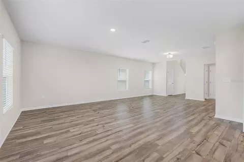 Living - 7653 Depot Loop, Parrish, FL 34219 photo 4 of 8