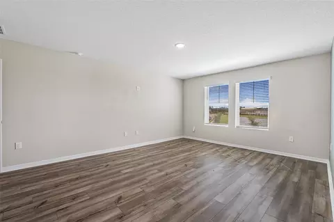 Living - 7653 Depot Loop, Parrish, FL 34219 photo 8 of 8