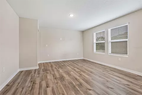 Living - 7653 Depot Loop, Parrish, FL 34219 photo 7 of 8