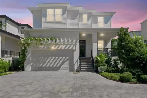 2705 W Trilby Ave, Tampa, FL 33611