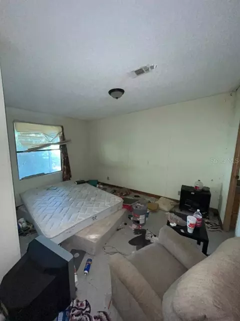 Bedroom - 2950 NW 47th Ave, Okeechobee, FL 34972 photo 3 of 4