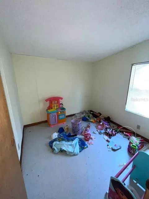 Bedroom - 2950 NW 47th Ave, Okeechobee, FL 34972 photo 2 of 4