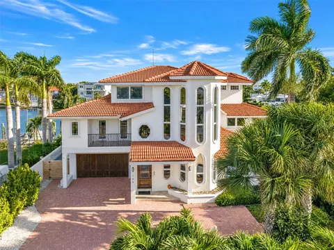 199 21st Ave, Saint Pete Beach, FL 33706