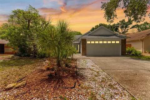 1435 Club Dr, Tarpon Springs, FL 34689