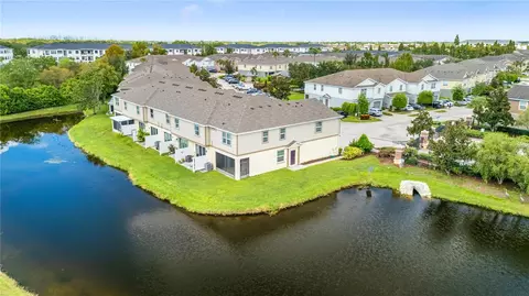 View/Area - 8961 Turnstone Haven Pl, Tampa, FL 33619 photo 3 of 9