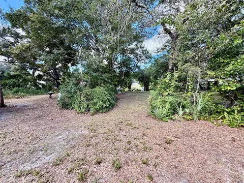 Exterior - 6464 Arbutus Ave, Weeki Wachee, FL 34607 photo 5 of 9