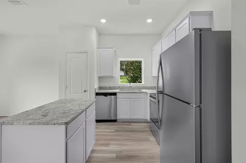 Kitchen - 13359 Tula Loop, Astatula, FL 34705 photo 1 of 3