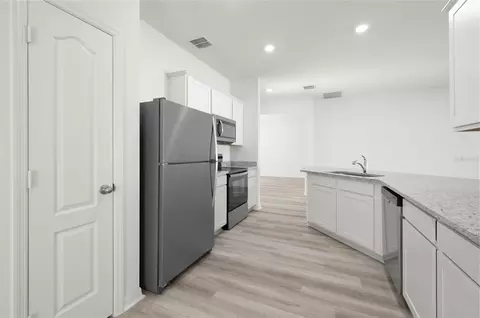 Kitchen - 13202 Tula Loop, Astatula, FL 34705 photo 3 of 3