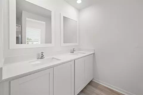 Bath - 13344 Tula Loop, Astatula, FL 34705 photo 1 of 2