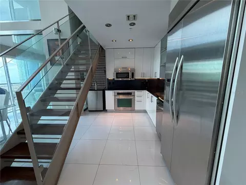 Kitchen - 60 SW 13th St #5212, Miami, FL 33130 photo 4 of 4