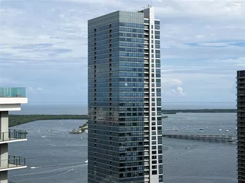 View/Area - 60 SW 13th St #5212, Miami, FL 33130 photo 8 of 8