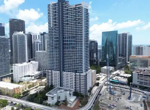 60 SW 13th St #5212, Miami, FL 33130