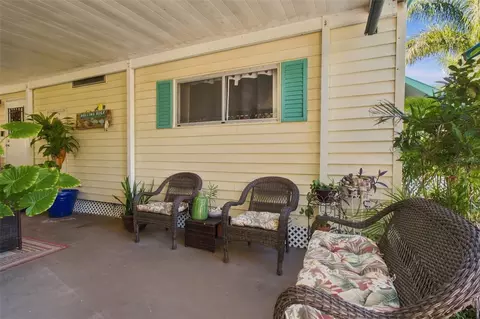 Exterior - 980 7th St NW #1A, Largo, FL 33770 photo 11 of 26