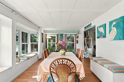 Dining - 980 7th St NW #1A, Largo, FL 33770 photo 3 of 6