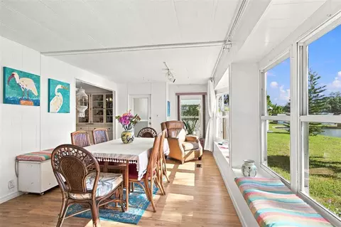 Dining - 980 7th St NW #1A, Largo, FL 33770 photo 2 of 6