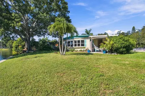 Exterior - 980 7th St NW #1A, Largo, FL 33770 photo 23 of 26
