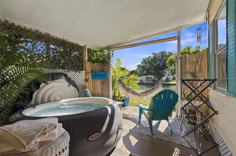 Exterior - 980 7th St NW #1A, Largo, FL 33770 photo 20 of 26