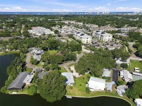 View/Area - 980 7th St NW #1A, Largo, FL 33770 photo 12 of 16