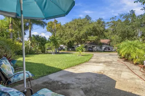 Exterior - 980 7th St NW #1A, Largo, FL 33770 photo 7 of 26