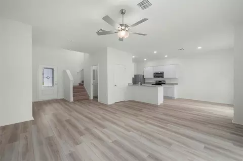 Entry Way - 13245 Tula Loop, Astatula, FL 34705 photo 2 of 6