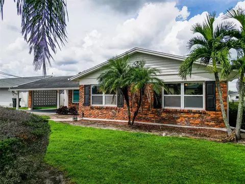 8723 Hickorywood Ln, Tampa, FL 33615
