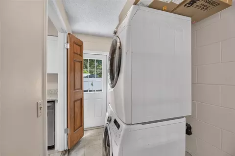 Other - 906 Cutler Dr, Seffner, FL 33584 photo 5 of 11