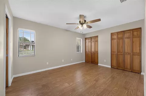Bedroom - 906 Cutler Dr, Seffner, FL 33584 photo 3 of 10