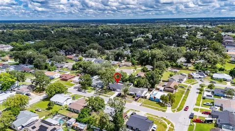 View/Area - 906 Cutler Dr, Seffner, FL 33584 photo 7 of 15