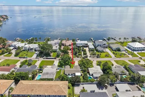 4600 Bayshore Blvd NE, Saint Petersburg, FL 33703