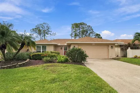 2254 Heron Cir, Clearwater, FL 33762