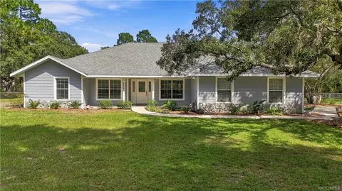 2593 S Columbine Ave, Homosassa, FL 34448