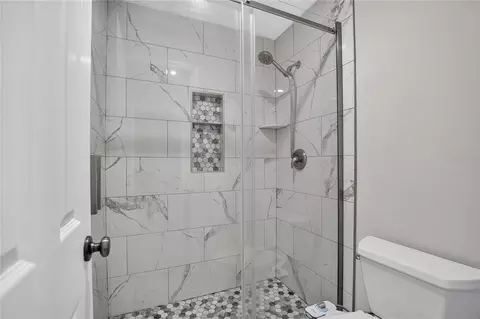 Bath - 6129 41st Street St E, Bradenton, FL 34203 photo 5 of 5