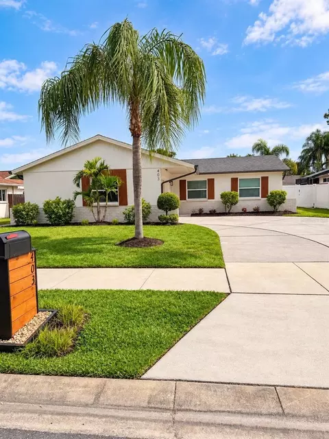403 Evergreen Dr, Oldsmar, FL 34677
