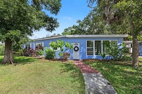 4139 1st St NE, Saint Petersburg, FL 33703